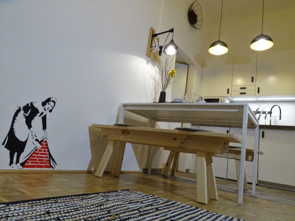 Urban By Bestchoice - Free Parking - Self Check-in Apartament